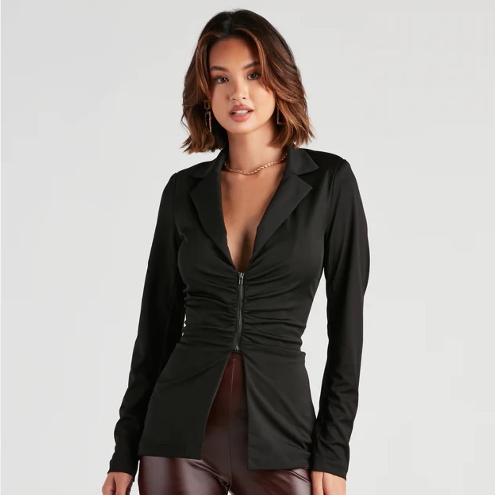 Black Zip Front Blazer- New With Tags- Size Small